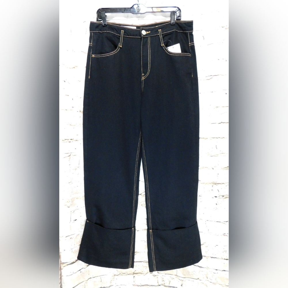 ZARA TRF Topstitching High-Waisted Cuffed Jeans Size 8 in Black